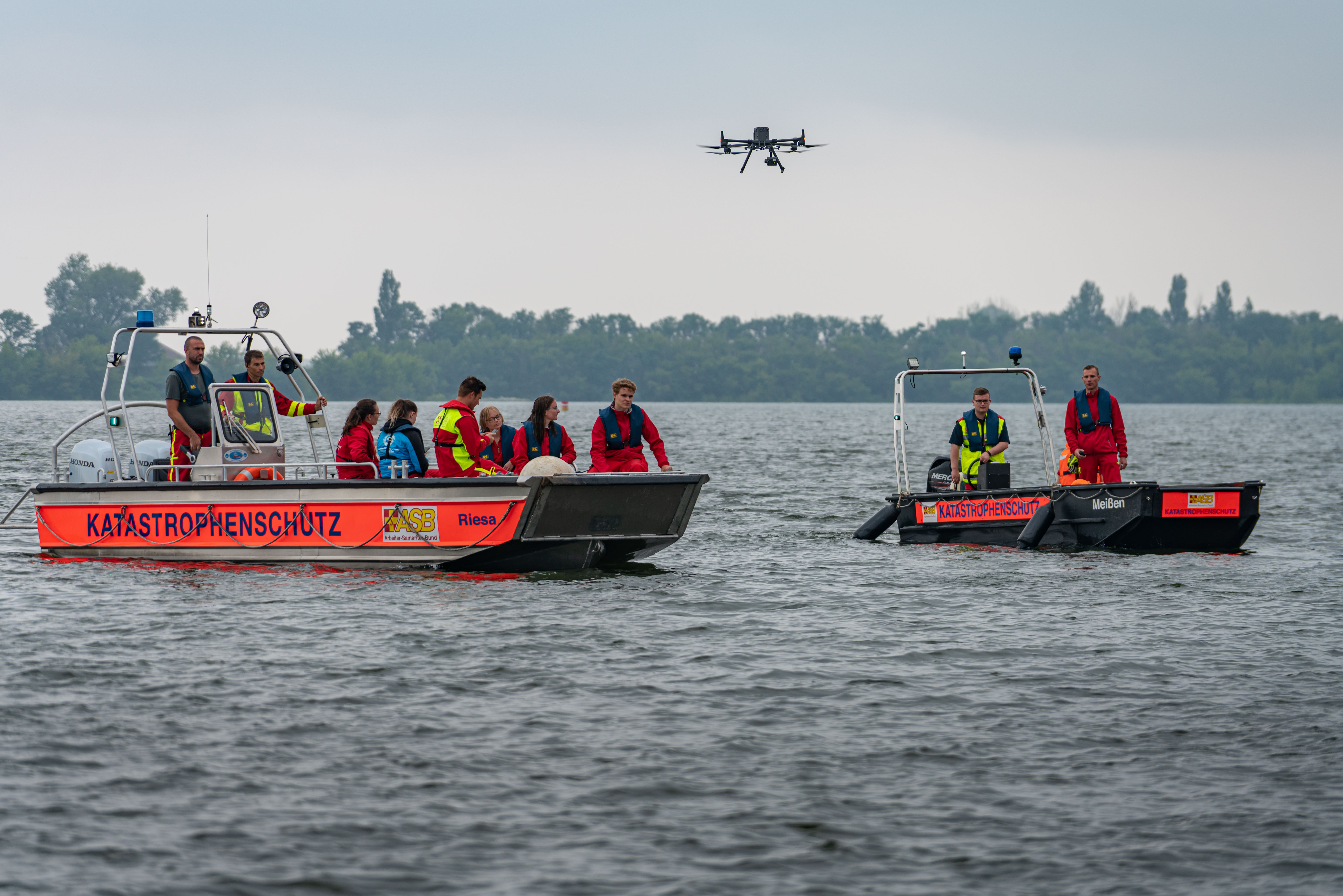 Der ASB in Sachsen: Mit Drohnen, Rettungshunden, Wasserrettung und Wünschewagen vor Ort