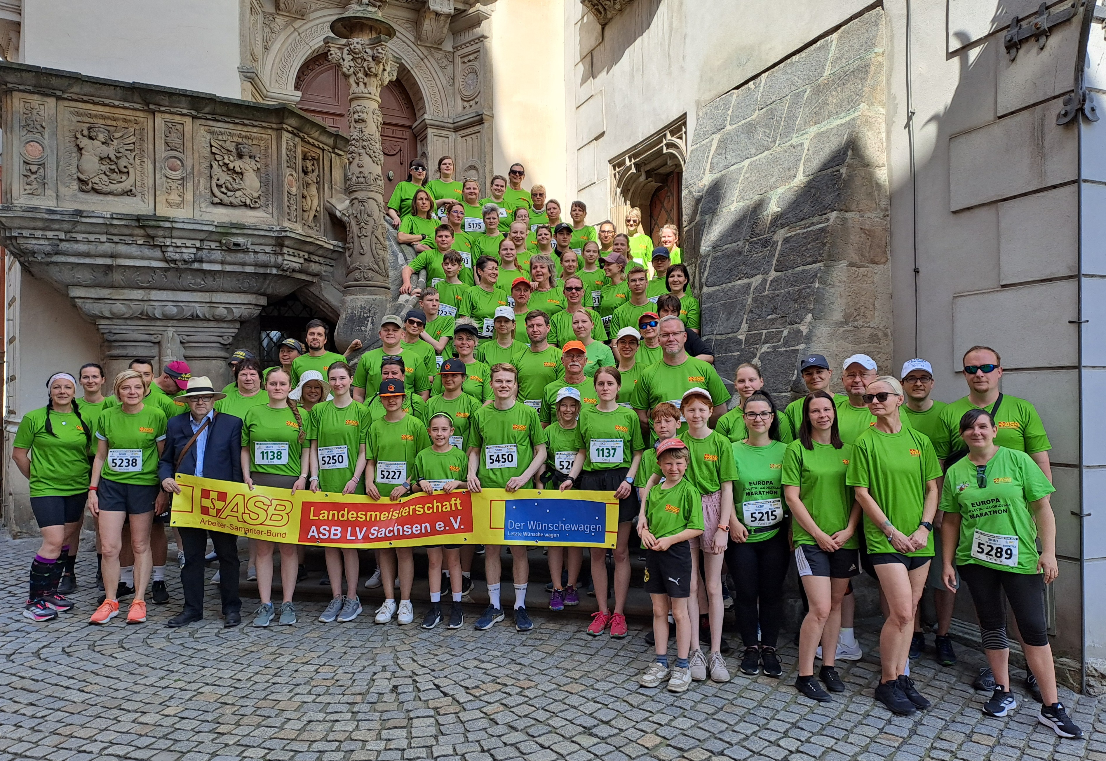 Europamarathon Gruppenfoto 2025_b.jpg