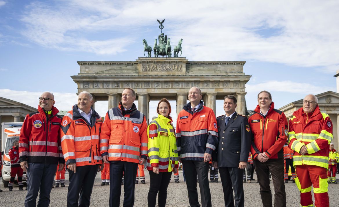 Gemeinsame Aktion vor dem Brandenburger Tor