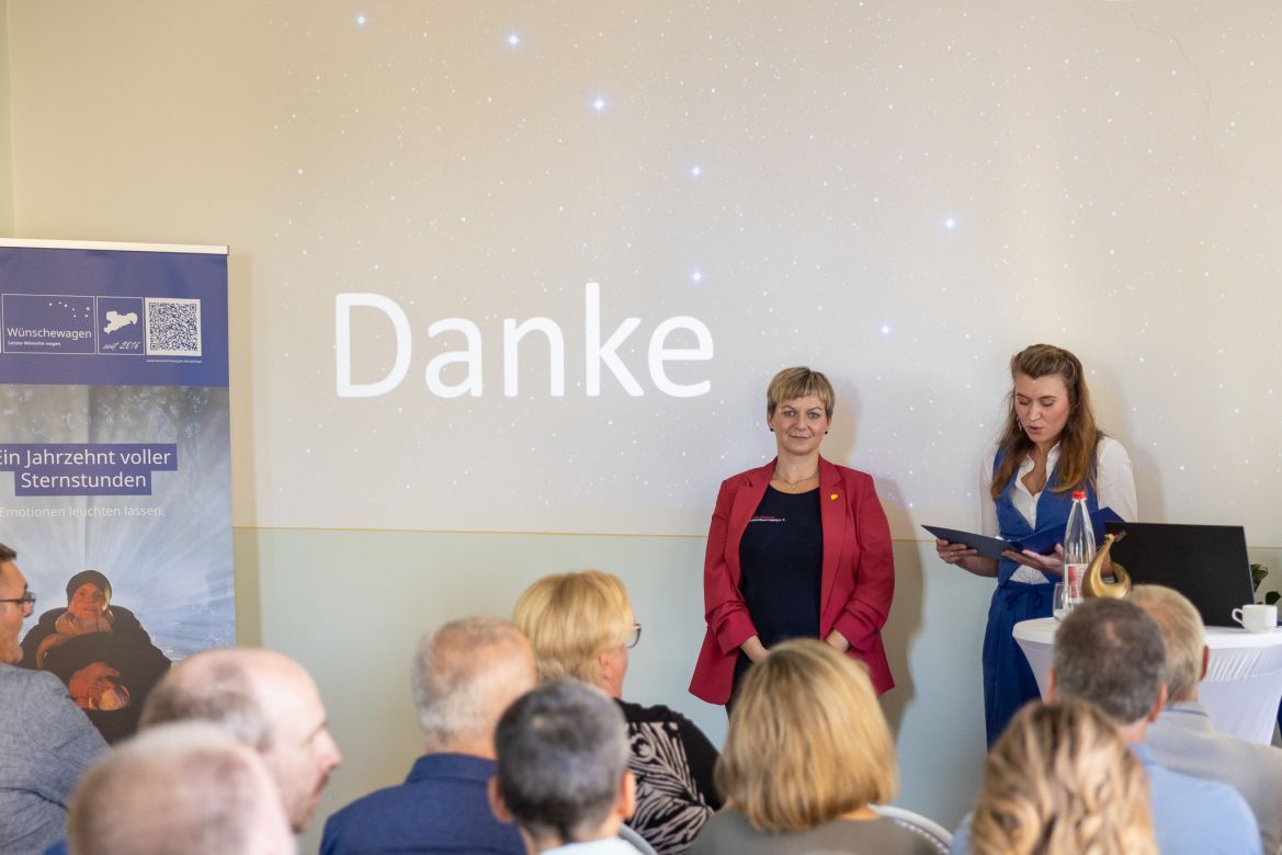 Anna Naumann danke den Ehrenamtlichen.jpg