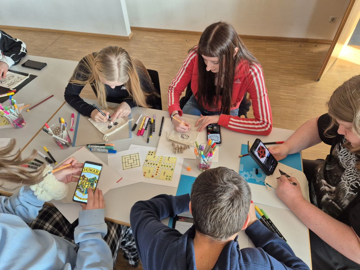 Kreativwoche Bildergalerie 2.jpg